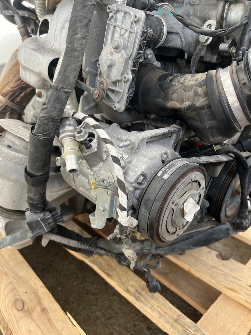 компрессор кондиционера Ford Explorer 6 поколение U625 2020, 2.3 л., бензин, белый, задний привод, L1MH19D629AB - фото №1