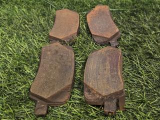 тормозные колодки Tesla Model X 1 поколение [рестайлинг] 2022, электро, синий, полный привод