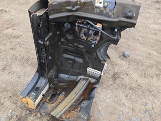 четверть передняя левая Dodge Challenger 3 поколение [2-й рестайлинг] (2015 - 2026)