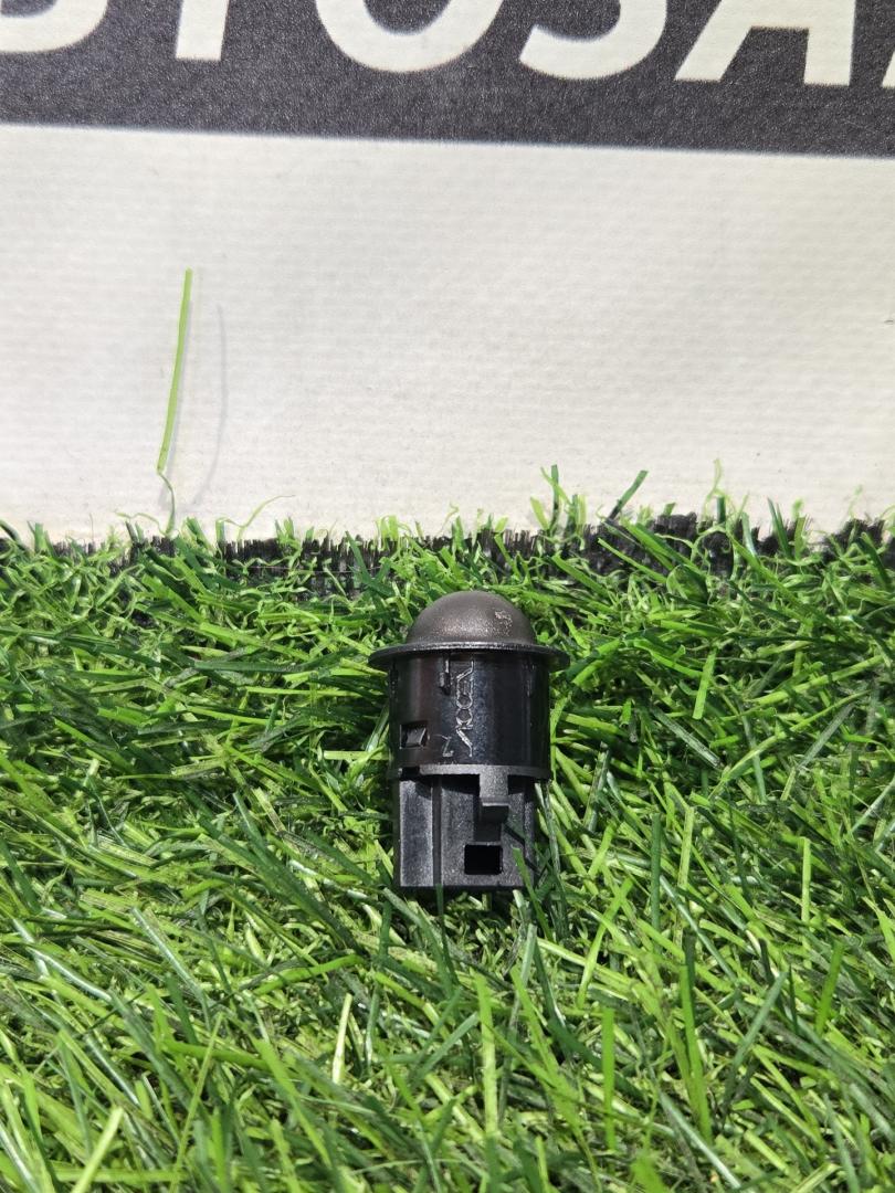 датчик света RAM 1500 5 поколение (2018 - 2024), бензин, АКПП, пикап, 68230114AB - фото №1