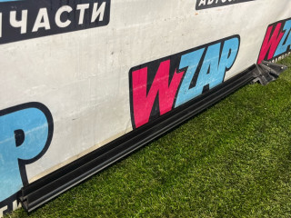 Уплотнитель стекла Ford Mustang 6 поколение S550 [рестайлинг] 2021, 2.3 л., бензин, АКПП, кабриолет, FR3B-6321435-AG