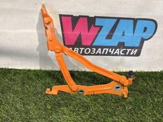 петля крышки багажника Ford Mustang 6 поколение S550 [рестайлинг] 2021, 2.3 л., бензин, АКПП, оранжевый, купе, задний привод, FR3B-6342701-AD