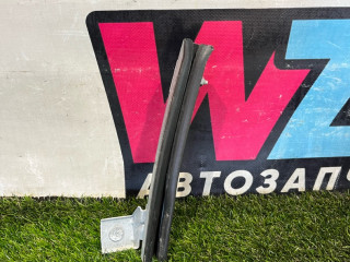 направляющая стекла Ford Mustang 6 поколение S550 [рестайлинг] 2019, 2.3 л., бензин, МКПП, черный, купе, задний привод, FR3B-63214A32-AB