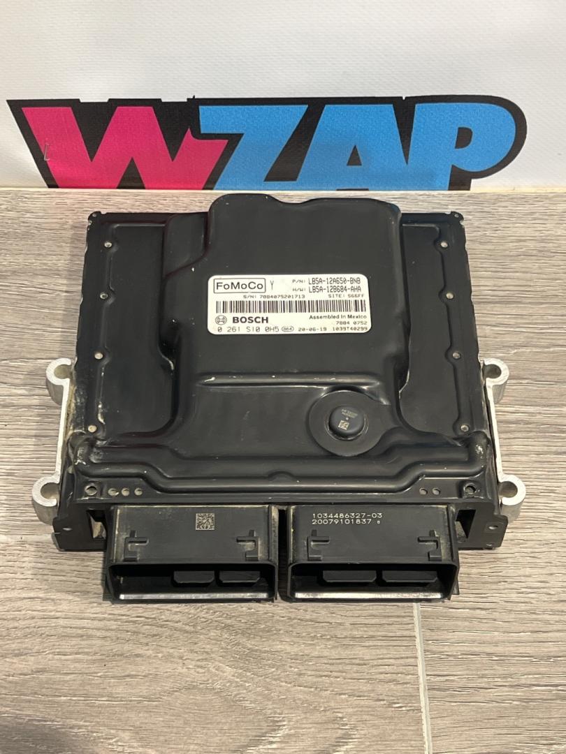 блок управления двигателем Ford Explorer 6 поколение U625 2020, 2.3 л., бензин, белый, задний привод, LB5A-12A650-BNB - фото №1