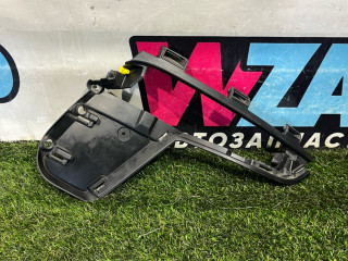 рамка фары противотуманной левой Land Rover Range Rover Velar 1 поколение (2017 - 2026), J8A2-15266-BA