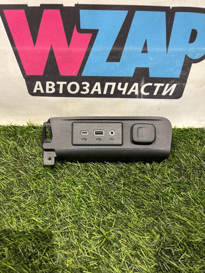 разъем AUX / USB Buick Encore GX 1 поколение 2021, 1.3 л., бензин, АКПП, внедорожник 5 дв., передний привод, 13529865 - фото №1