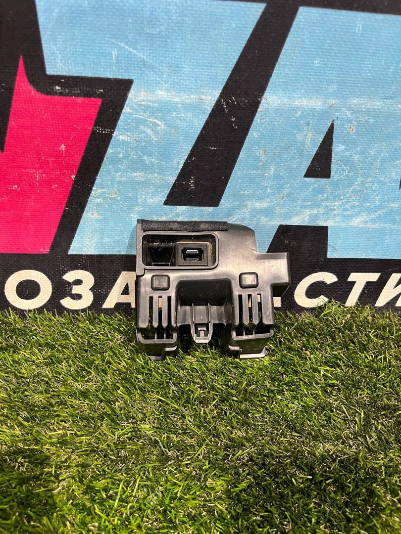кронштейн (крепление) Fiat 124 2020, 1.4 л., бензин, МКПП, родстер, задний привод, N243-T03T2 - фото №1