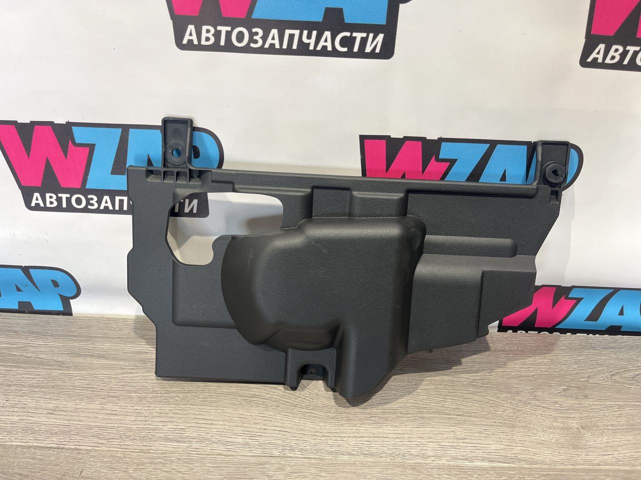 накладка на торпедо (консоль) Chevrolet Trax 2 поколение 2024, 1.2 л., бензин, АКПП, красный, минивэн, передний привод, 42755001 - фото №1