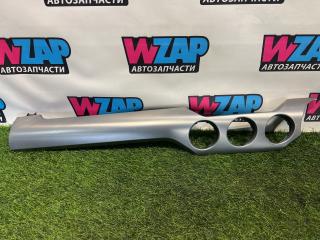 накладка на торпедо (консоль) Ford Mustang 6 поколение S550 [рестайлинг] 2018, 2.3 л., бензин, АКПП, серебро, кабриолет, задний привод, FR3B-63044A92