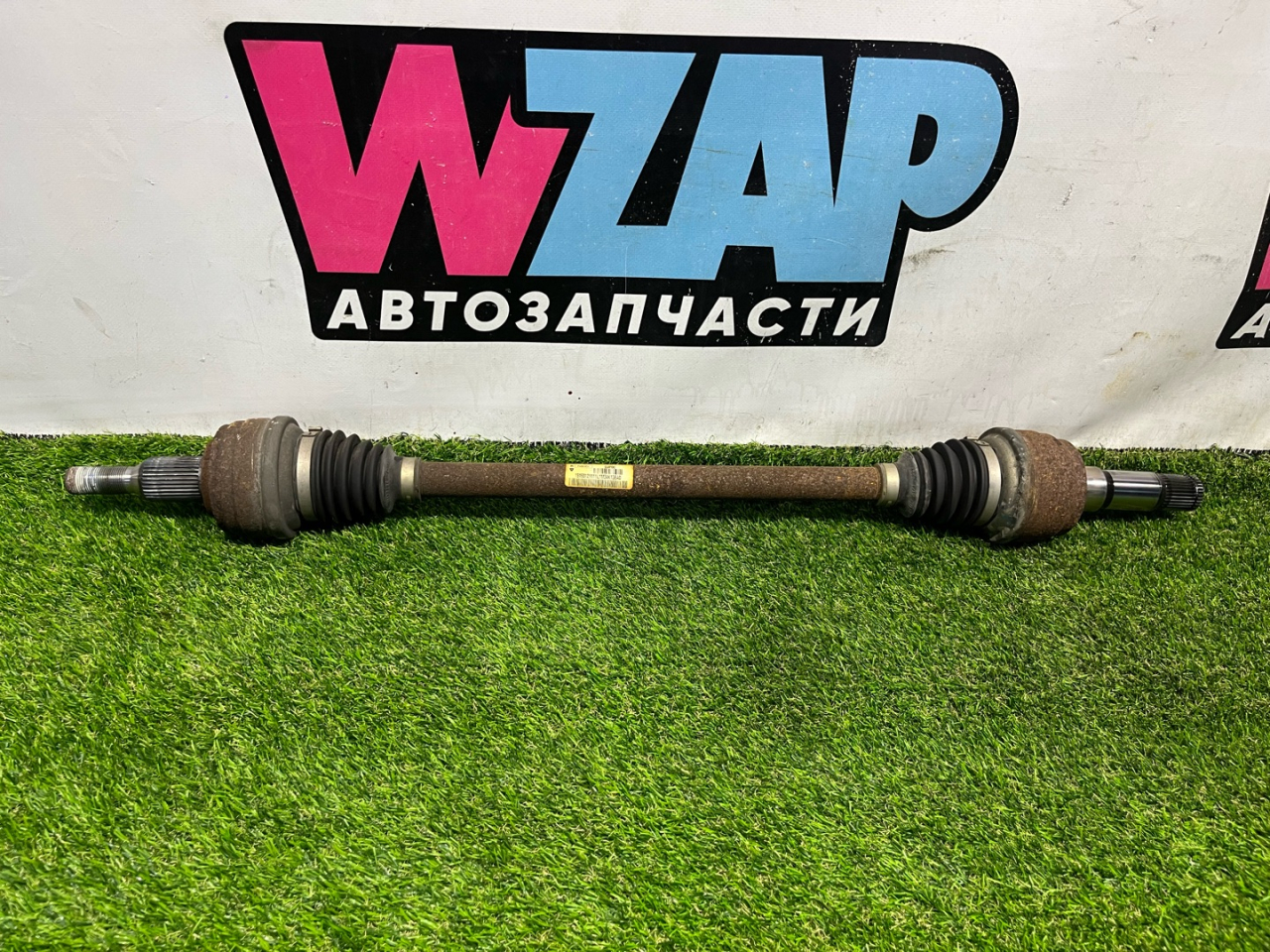 полуось задняя (приводной вал, ШРУС) Ford Explorer 6 поколение U625 2020, 2.3 л., бензин, АКПП, внедорожник 5 дв., полный привод, L1M3-4K138-AD - фото №1