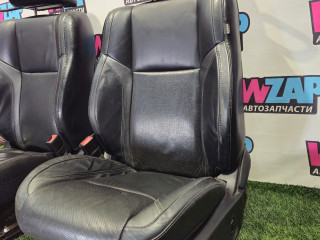 салон (комплект сидений) Dodge Challenger 3 поколение [2-й рестайлинг] 2016, 3.6 л., бензин, АКПП, задний привод
