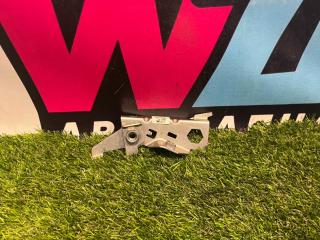 кронштейн (крепление) Tesla Model Y 1 поколение 2023, электро, полный привод, 2288731-00-B