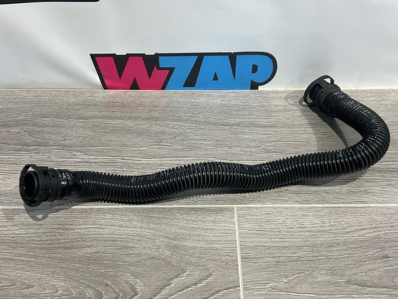 трубка вентиляции картерных газов Volkswagen Jetta 7 поколение 2019, 1.4 л., бензин, АКПП, седан, передний привод, 04E131149J - фото №1