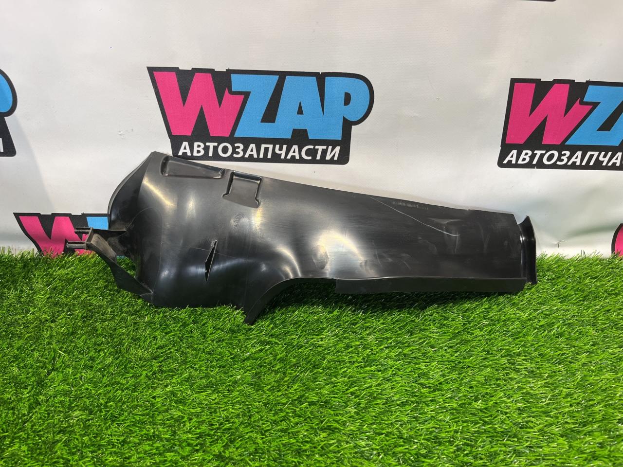 планка под капот Volkswagen Jetta 7 поколение 2019, 1.4 л., бензин, АКПП, черный, седан, передний привод, 17B815159 - фото №1