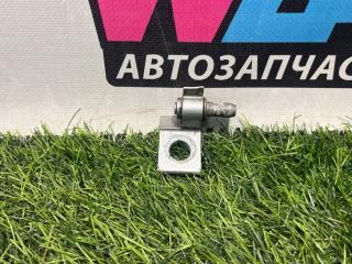 петля двери Volkswagen Passat B8 2016, 2.0 л., дизель, универсал, передний привод, правый руль, 8X4833407A