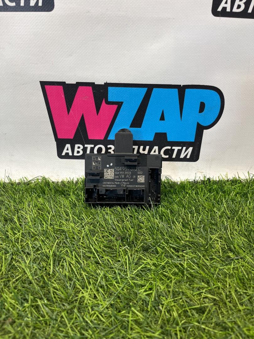 модуль управления двери Volkswagen Jetta 7 поколение 2019, 1.4 л., бензин, АКПП, серый, седан, передний привод, 5Q4959392E - фото №1