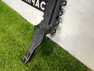 кронштейн радиатора Ford Mustang 6 поколение S550 [рестайлинг] 2019, 2.3 л., бензин, АКПП, купе, задний привод, JR3B-8472-AB