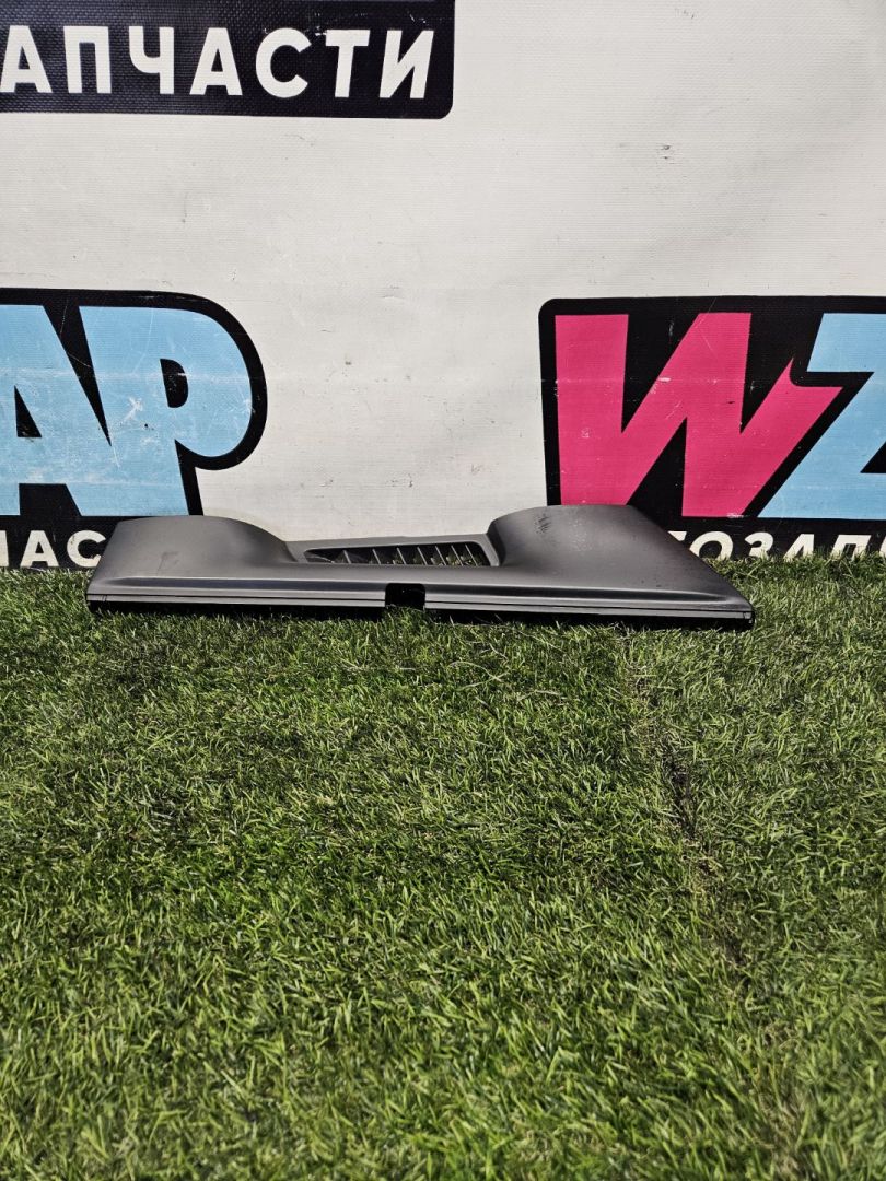 Пластик салазок сидений Tesla Model X 1 поколение 2017, электро, белый, 1100675-00-D - фото №1