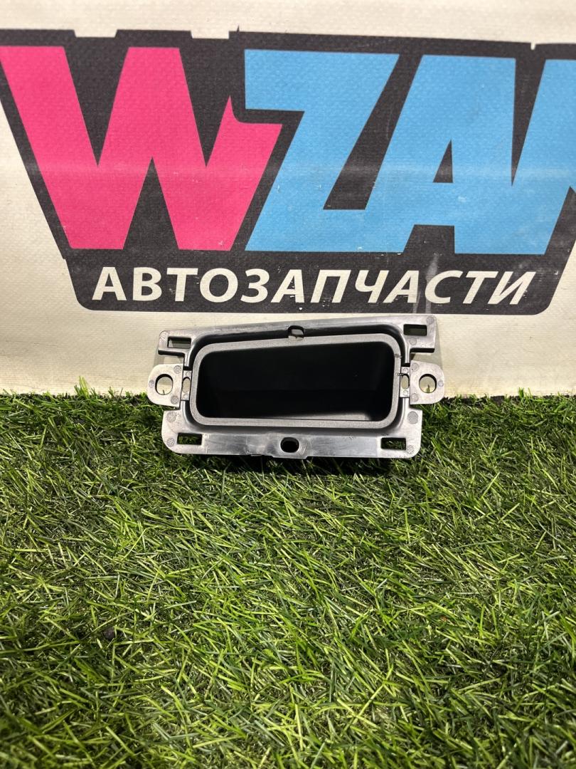 ручка открывания багажника Tesla Model X 1 поколение 2018, электро, хетчбэк 5 дв., 1050409-00-D - фото №1