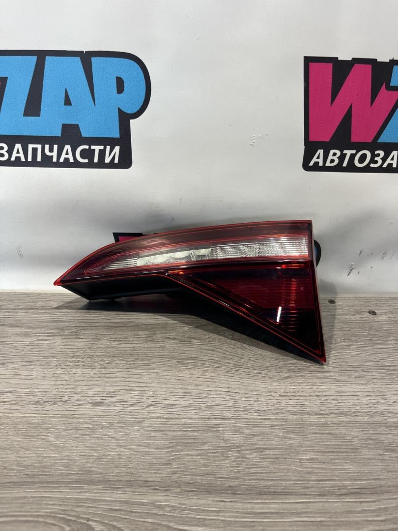 фонарь крышки багажника правый Volkswagen Jetta 7 поколение 2019, 1.4 л., бензин, АКПП, синий, седан, передний привод, 17A945094 - фото №1
