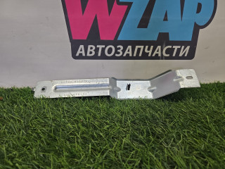 кронштейн (крепление) Dodge Challenger 3 поколение [2-й рестайлинг] 2016, 3.6 л., бензин, АКПП, задний привод, 68184930AA-R