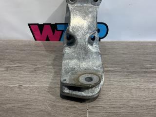 кронштейн двигателя Ford Mustang 6 поколение S550 [рестайлинг] 2018, 2.3 л., бензин, АКПП, кабриолет, задний привод, X05303A