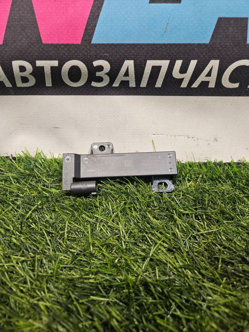 Антенна системы комфортного доступа RAM 1500 5 поколение (2018 - 2024), бензин, АКПП, пикап, 5931812AB - фото №1