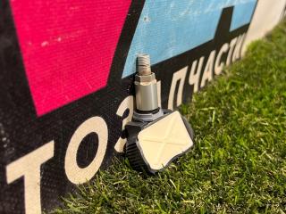 датчик давления в шине Mini Cabrio 3 поколение [рестайлинг] 2021, 1.5 л., бензин, АКПП, красный, кабриолет, передний привод, 6881891, 36106881891