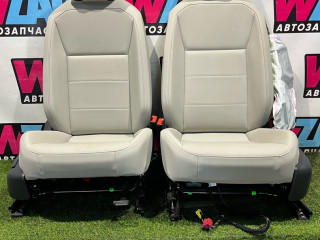 салон (комплект сидений) Volkswagen Tiguan 2 поколение 2020, 2.0 л., бензин, АКПП, внедорожник 5 дв.