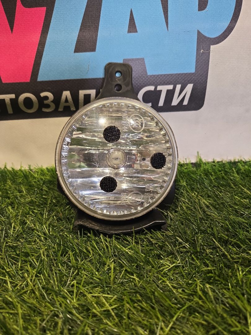 фара противотуманная правая Jeep Wrangler 4 поколение 2021, АКПП, серый, внедорожник 5 дв., полный привод, 68293712AA, A077744 - фото №1