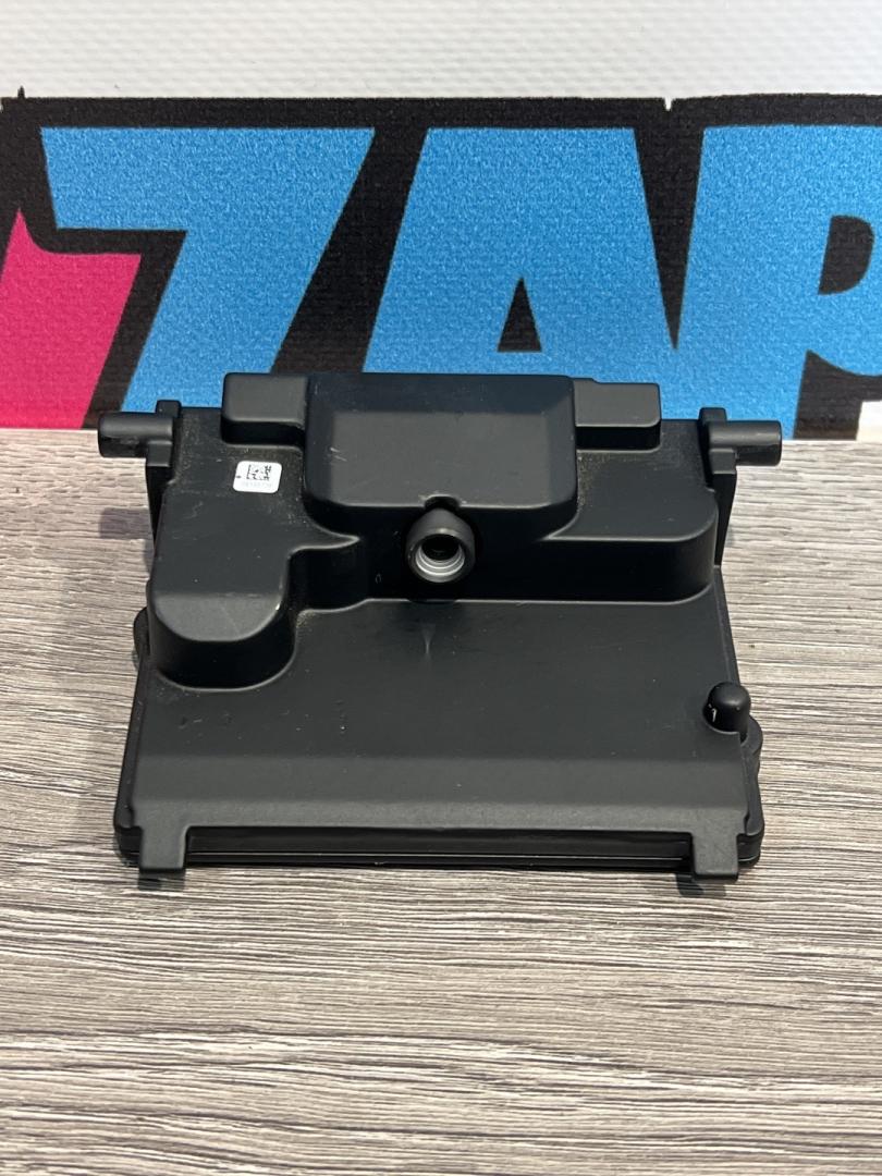 камера переднего обзора Ford Explorer 6 поколение U625 2020, 2.3 л., бензин, белый, задний привод, LB5T19H406CF - фото №1