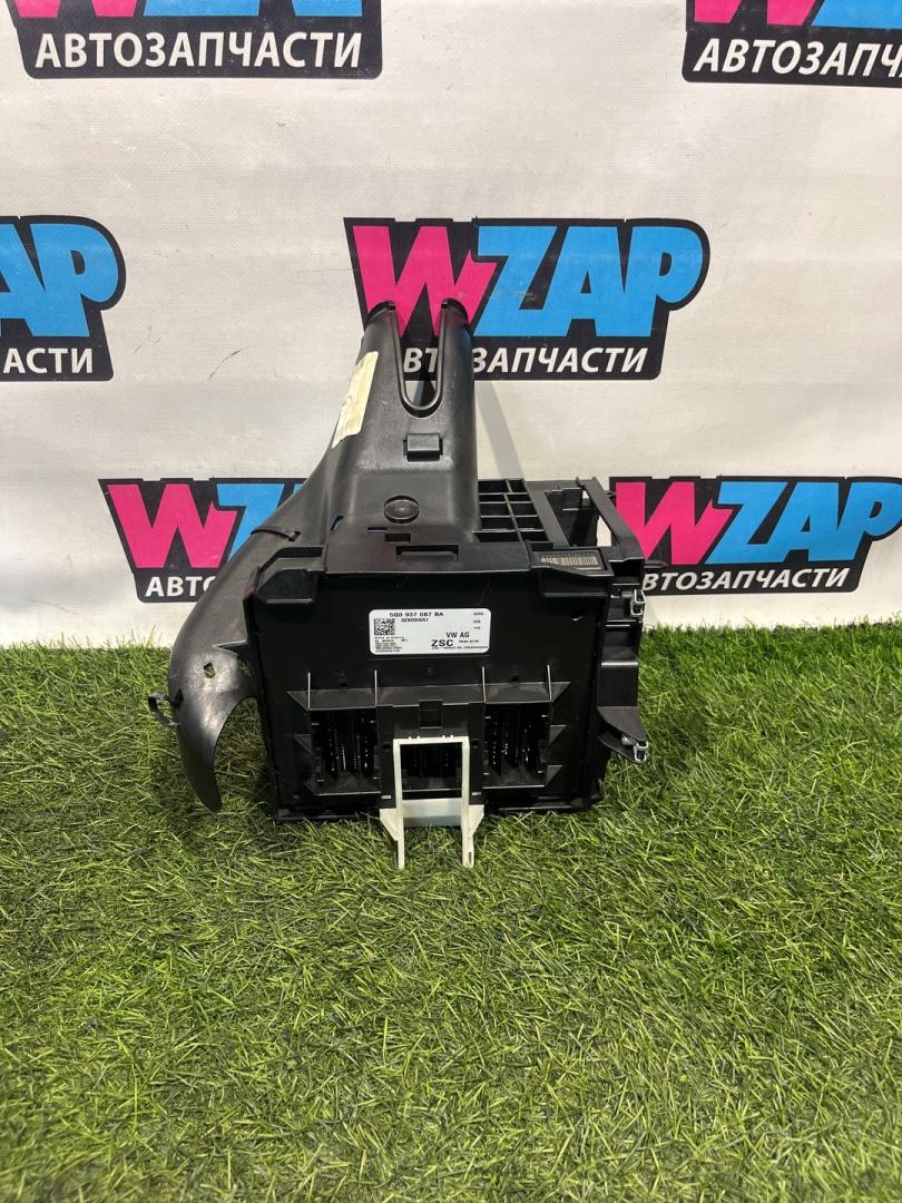 блок комфорта Volkswagen Jetta 7 поколение 2019, 1.4 л., бензин, МКПП, черный, седан, передний привод, 5Q0937087BA - фото №1