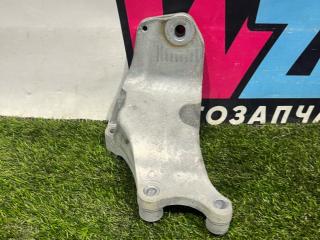 кронштейн двигателя Ford Mustang 6 поколение S550 [рестайлинг] 2021, 2.3 л., бензин, АКПП, кабриолет