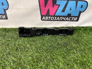 Кронштейн крепления порога Ford Mustang 6 поколение S550 [рестайлинг] 2021, 2.3 л., бензин, АКПП, оранжевый, купе, задний привод, FR3B16C067AC