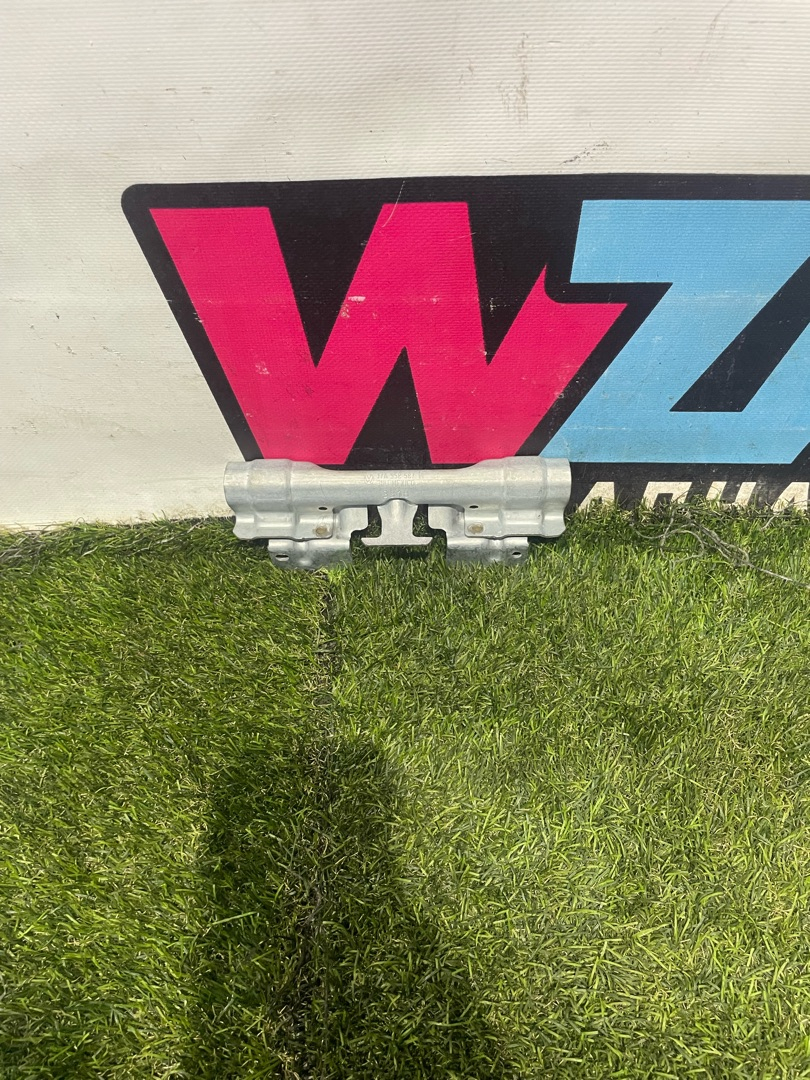 кронштейн (крепление) Volkswagen Jetta 7 поколение 2019, 1.4 л., бензин, АКПП, седан, передний привод, 17A958687 - фото №1