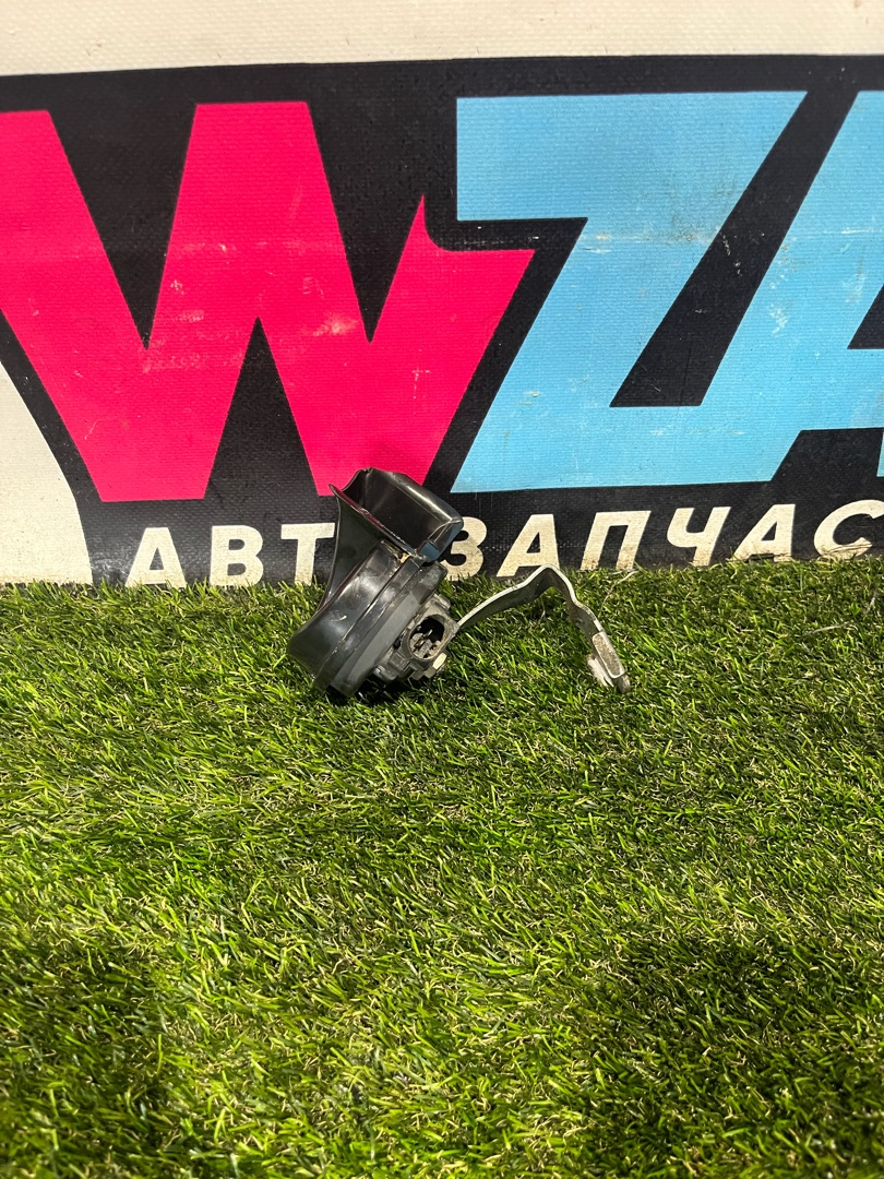 сигнал (клаксон) Volkswagen Jetta 6 поколение 2014, 1.4 л., бензин, МКПП, седан, передний привод, 5C0951221B - фото №1