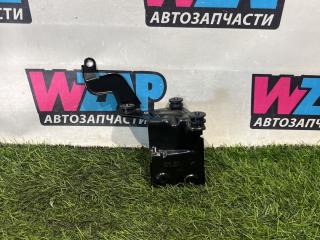 Кронштейн блока ABS Volkswagen Jetta 7 поколение 2019, 1.4 л., бензин, МКПП, черный, седан, передний привод, 5Q1614235E