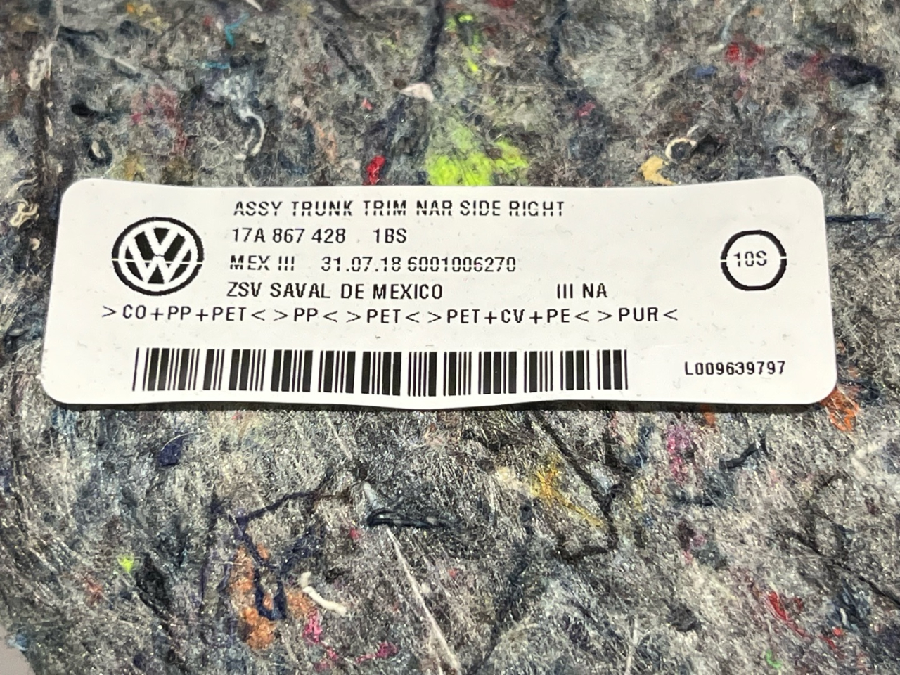 обшивка багажника Volkswagen Jetta 7 поколение 2019, 1.4 л., бензин, АКПП, седан, передний привод, 17A867428 - фото №1