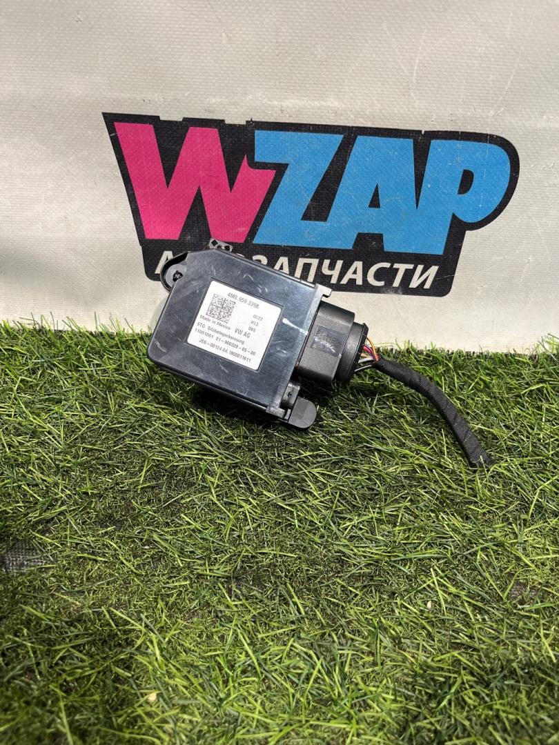 блок управления сиденьем Volkswagen Jetta 7 поколение 2019, 1.4 л., бензин, АКПП, серый, седан, передний привод, 4M0959339B - фото №1