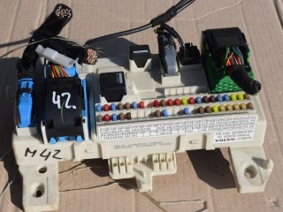 блок комфорта Volvo V50 1 поколение [рестайлинг] 2009, 1.6 л., дизель, МКПП, универсал, передний привод, 31254749, 31268178