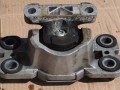 подушка крепления двигателя Volvo XC60 1 поколение 2010, 2.4 л., D5, D 5244 T14, дизель, МКПП, белый, передний привод, 8G9N7M121BA - фото №3