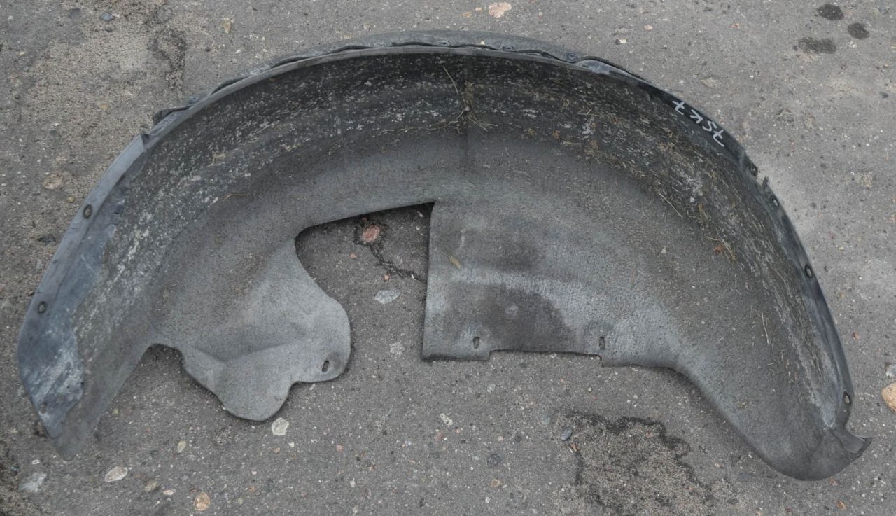 защита арок задняя левая (подкрылок) Volvo XC70 2 поколение 2011, 2.4 л., D5, D 5244 T10, дизель, АКПП, универсал, полный подключаемый привод - фото №1