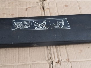 сетка (собачник) Volvo XC60 1 поколение 2010, 2.4 л., D5, D 5244 T14, дизель, МКПП, белый, передний привод