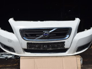 бампер передний Volvo V50 1 поколение [рестайлинг] 2009, 1.6 л., дизель, МКПП, универсал, передний привод, 31202704