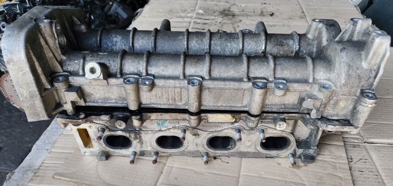 головка блока цилиндров Alfa Romeo 156 1 поколение 2002, 1.9 л., дизель, универсал, 46822135 - фото №1