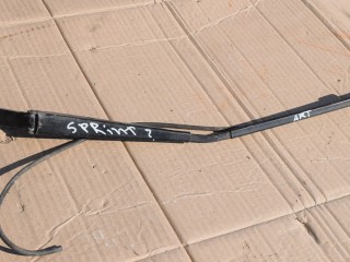 щеткодержатель (поводок стеклоочистителя, дворник) Mercedes-Benz Sprinter W901-904 1999, дизель, МКПП