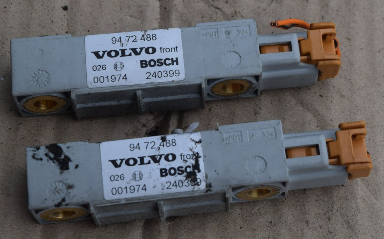 датчик удара Volvo S80 1 поколение 1999, 2.4 л., i, B 5244 S, бензин, МКПП, седан, передний привод, 9472488 - фото №1