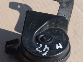 сигнал (клаксон) Volvo V50 1 поколение [рестайлинг] 2009, 1.6 л., дизель, МКПП, универсал, передний привод, 30796711