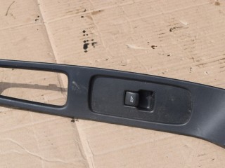накладка двери внутренняя Volvo XC60 1 поколение 2010, 2.4 л., D5, D 5244 T14, дизель, МКПП, белый, передний привод, 30766391