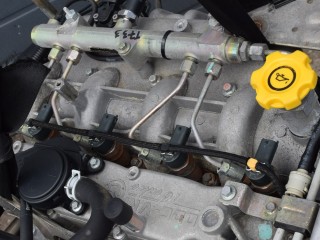 форсунка Chrysler Voyager 4 поколение 2002, 2.5 л., CRDi, ENC, дизель, МКПП, 0445110059